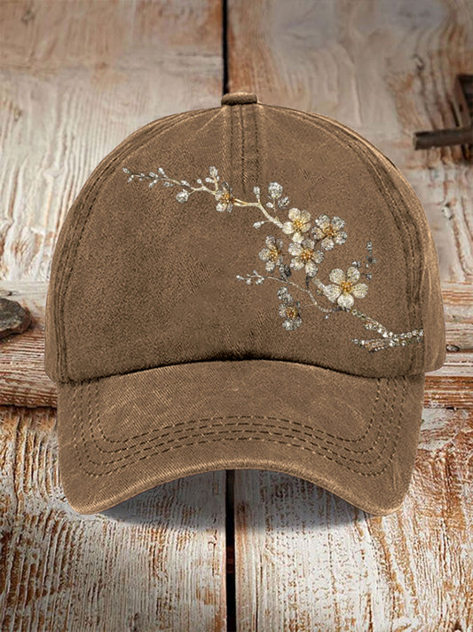 Γυναικείο ευρωπαϊκό στυλ μοντέρνο καπέλο χακί, στολισμένο με εκθαμβωτικά λουλουδιά σχέδια, είναι ένα must-have για μοντέρνο καθημερινό styling καθημερινό