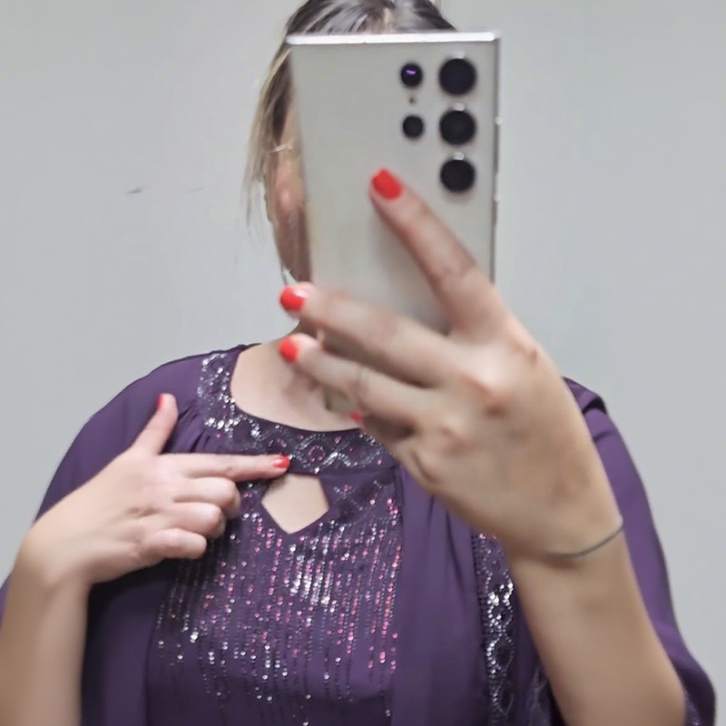 Κομψό και ριχτό γυναικείο φόρεμα δύο τεμαχίων με πούλιες